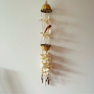 NEW Seashell Parrot Wind Chimes